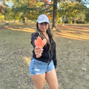 Meet your Posher, Celeste joy